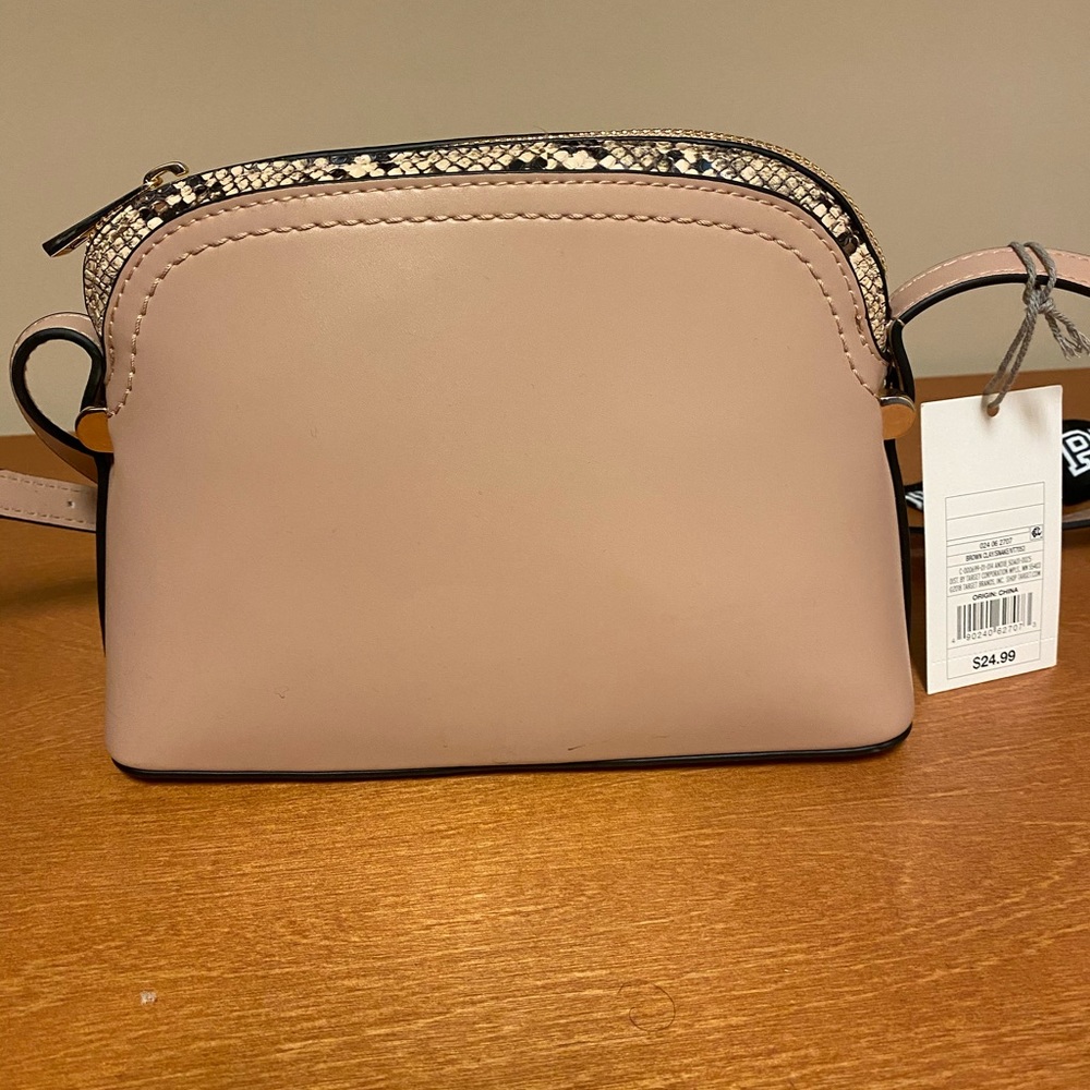 pink purse
